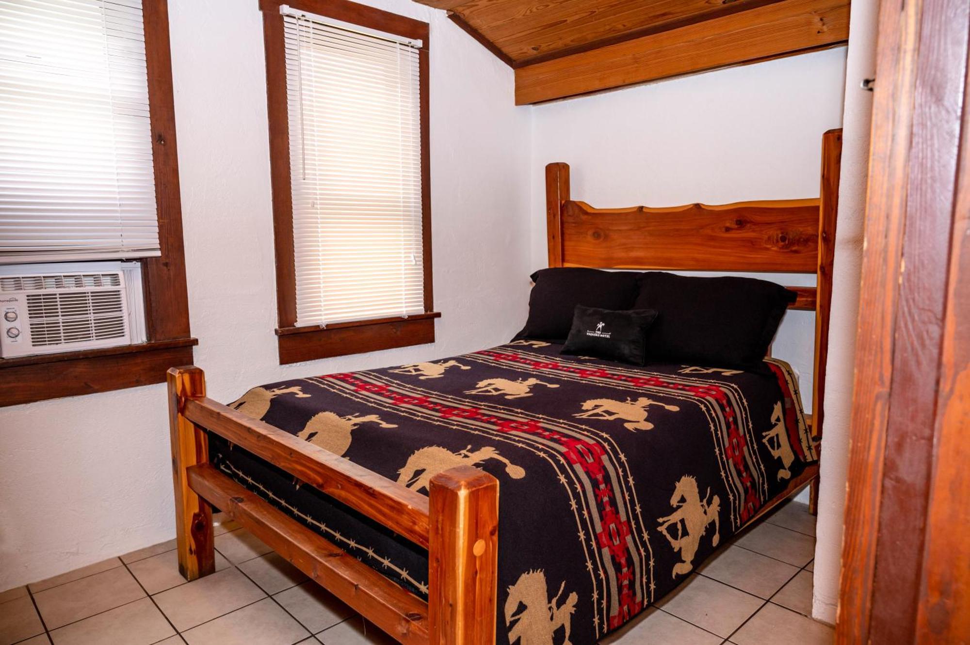 The Vaquero Motel Bandera Habitación foto
